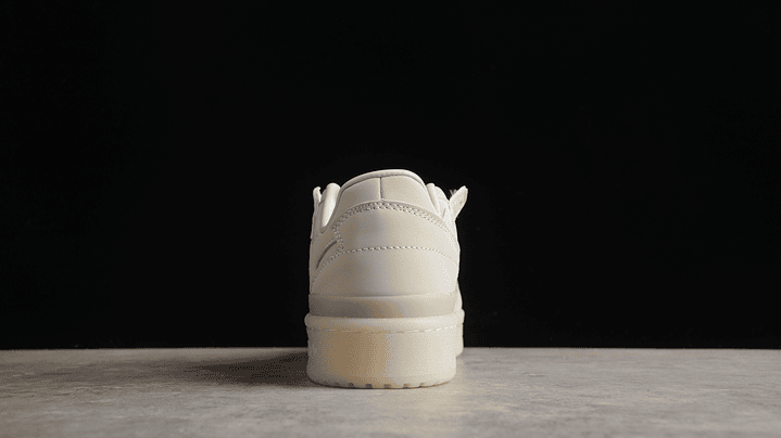 Adidas Forum rivalry low 4