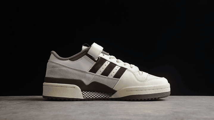 Adidas Forum white & brown 2