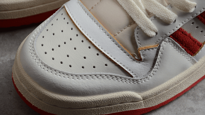 Adidas Forum vivid red 6