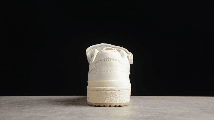 Adidas Forum 84 chalk white 4