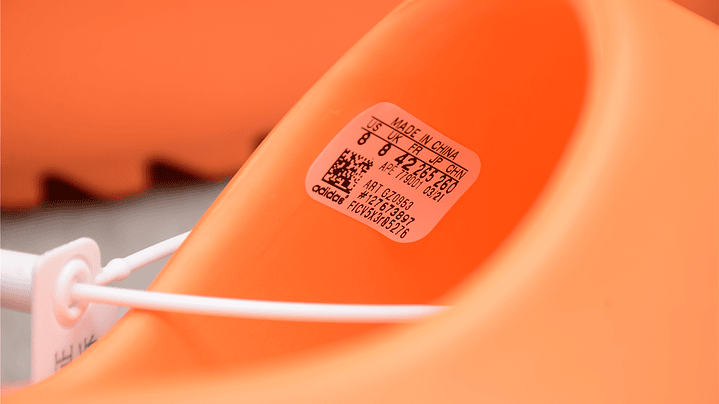 Yeezy Slide enflame orange 5