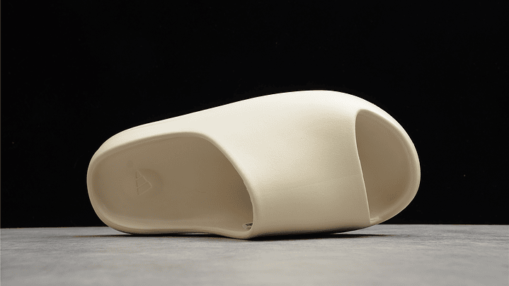 Yeezy Slide bone 2
