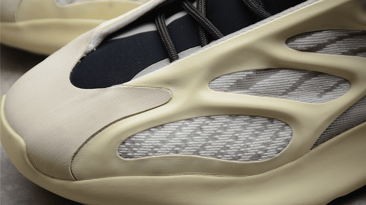 Yeezy 700 v3 azael 6