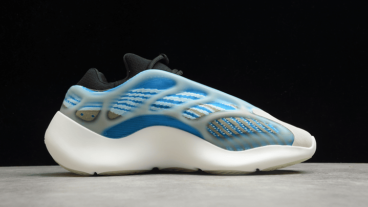 Yeezy 700 v3 arzareth 2