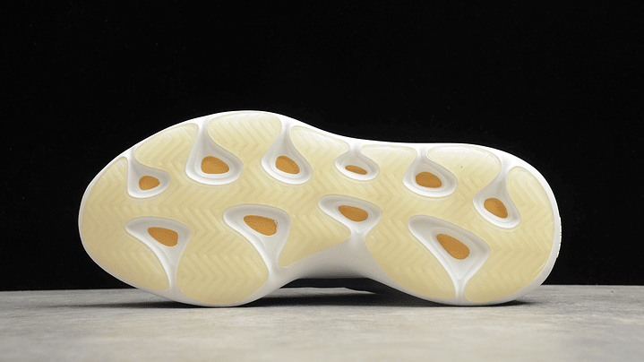 Yeezy 700 v3 arzareth 3