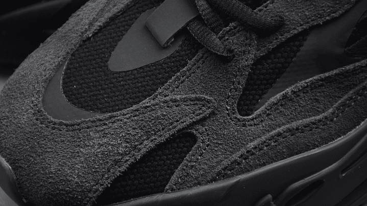 Yeezy 700 v2 vanta 6