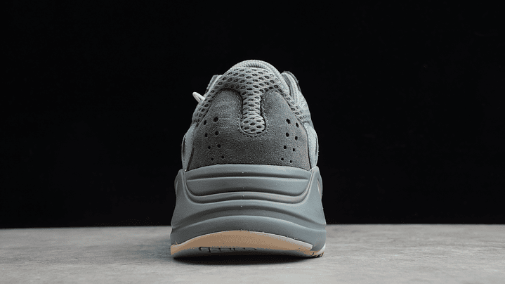 Yeezy 700 v1 teal blue 6