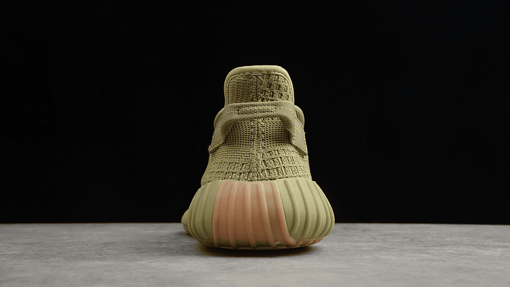 Yeezy boost 350 v2 sulfur 4