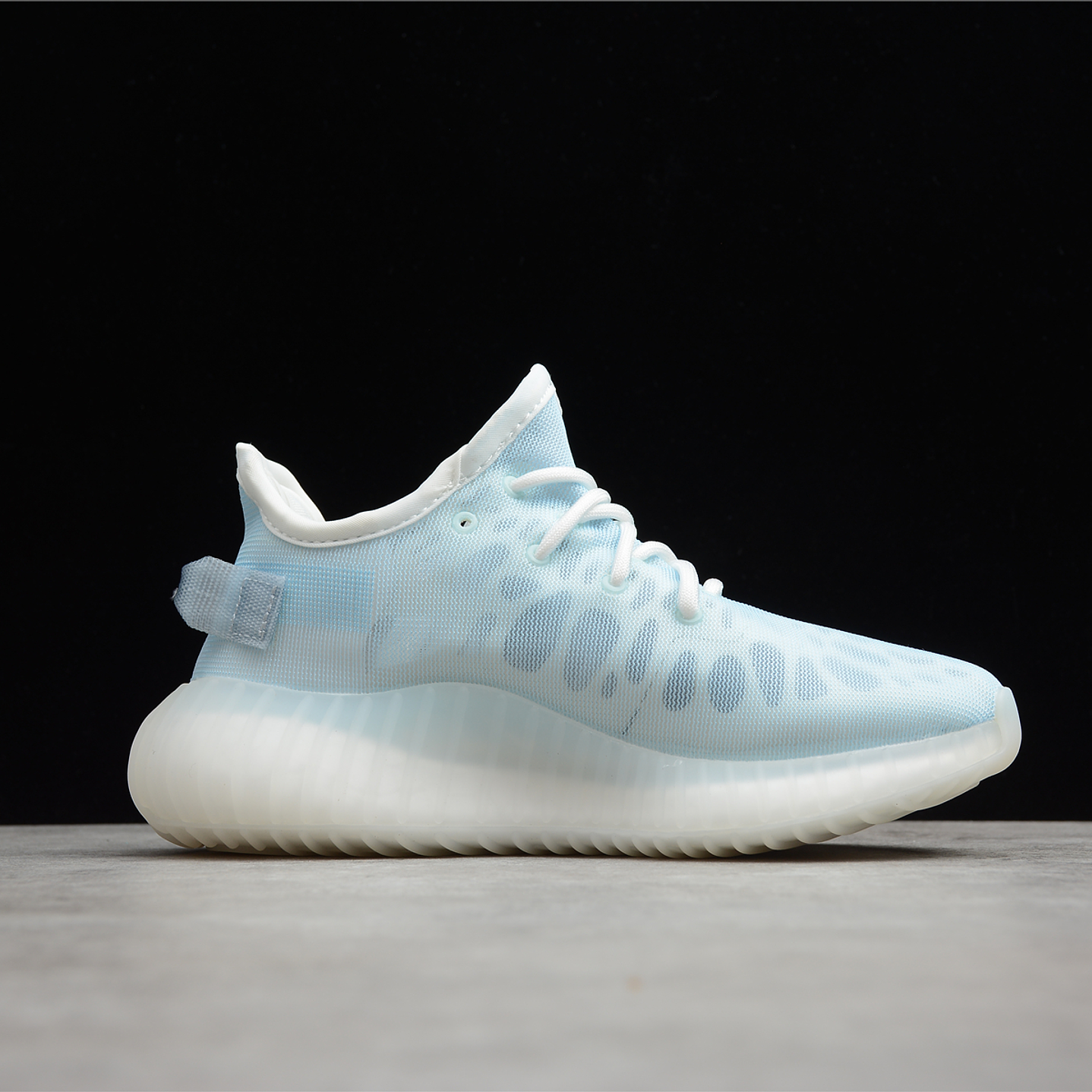 Yeezy boost 350 v2 mono ice 2