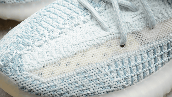 Yeezy boost 350 v2 cloud white reflective 4