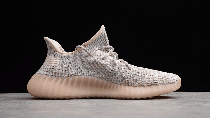 Yeezy boost 350 v2 synth reflective 2