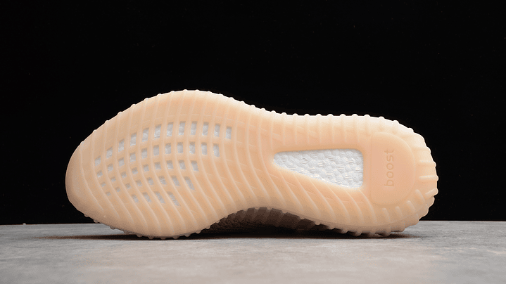 Yeezy boost 350 v2 synth reflective 3