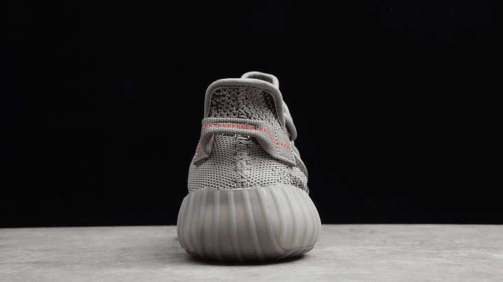 Yeezy boost 350 v2 beluga 2.0 4