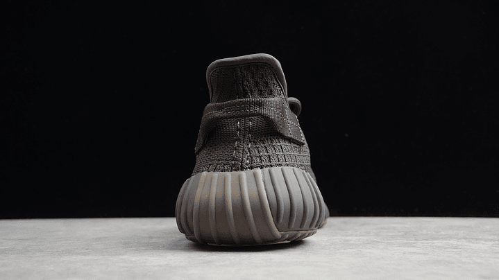 Yeezy boost 350 v2 cinder reflective 4