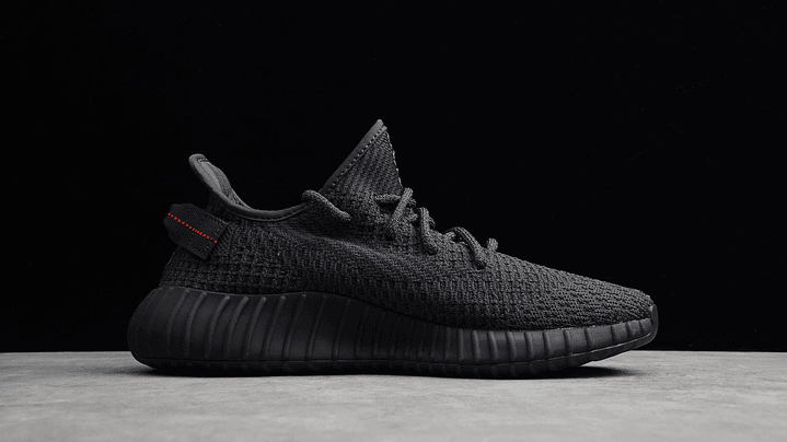 Yeezy boost 350 v2  static black 2