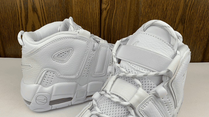 Nike more uptempo triple white 6