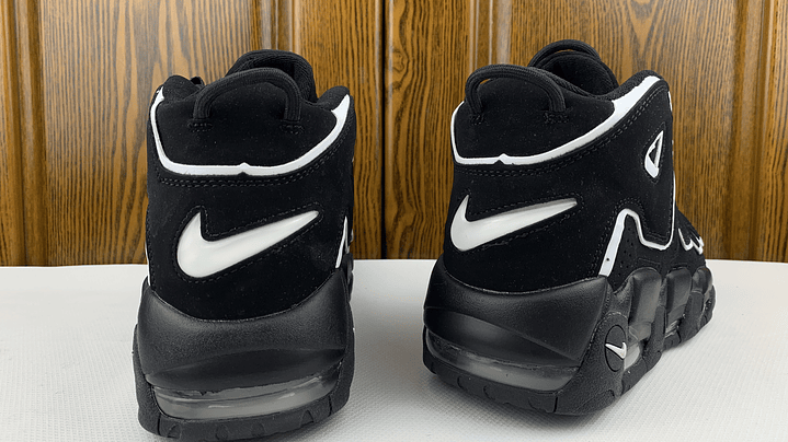 Nike more uptempo black 4