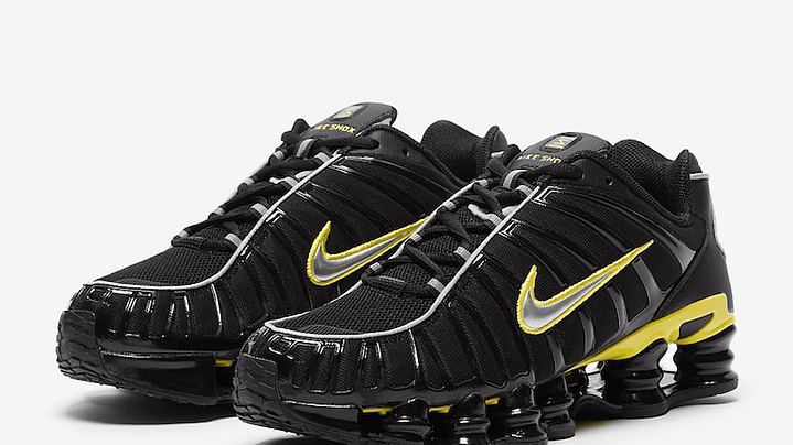 Nike shox TL black dynamic 2