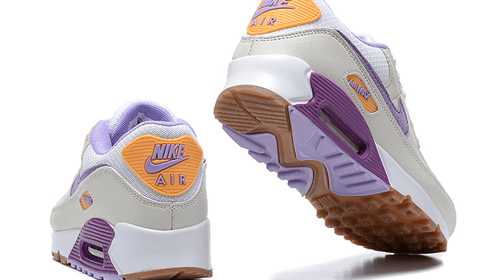 Air max 90 white action 2