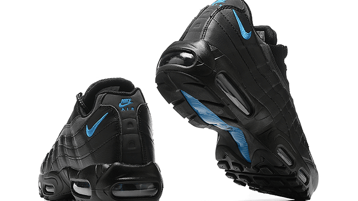 Air max 95 black imperial blue 4