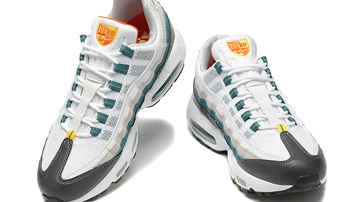 Air max 95 prep school 6