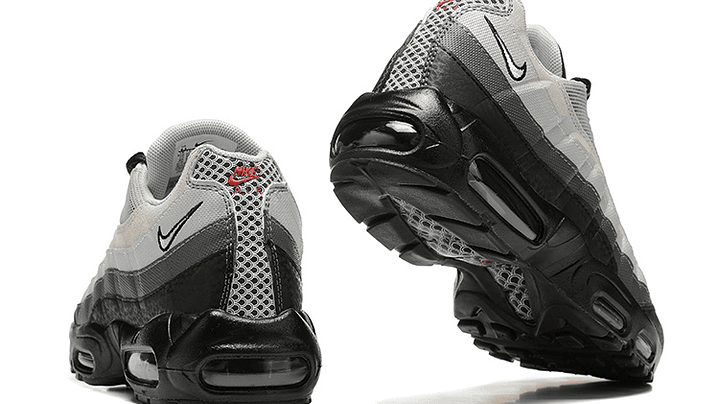 Air max 95 fish scales 4