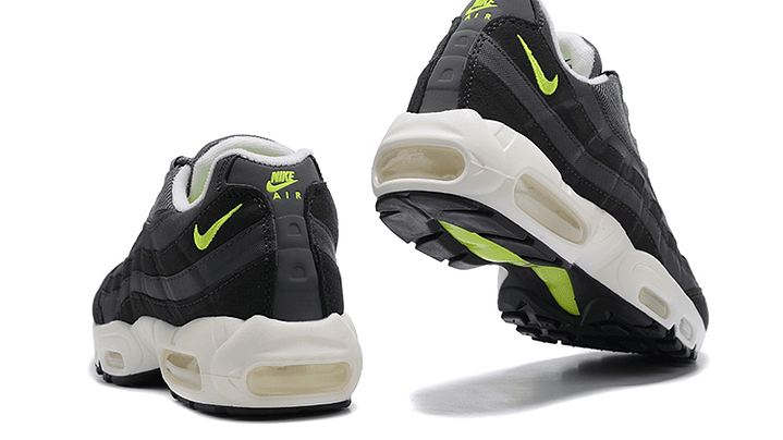 Air max 95 midnight navy yellow swoosh 3