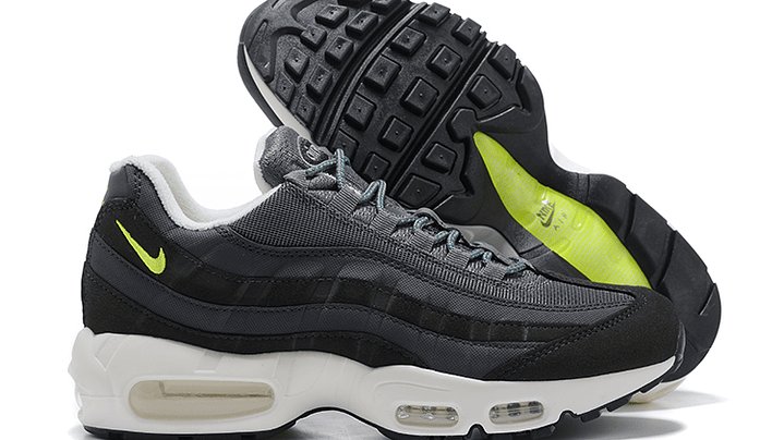 Air max 95 midnight navy yellow swoosh 5