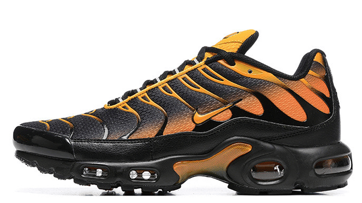 Air max plus TN black team orange 1