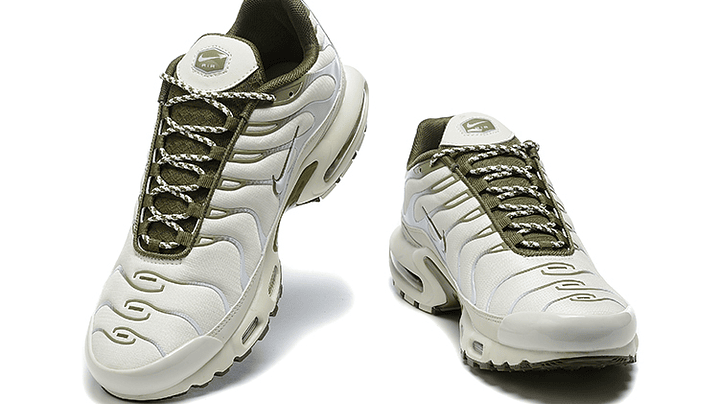Air max plus TN light bone olive 4