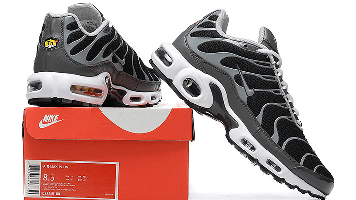 Air max plus TN greyscale cool grey 6