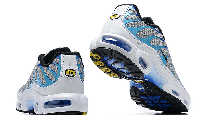 Air max plus TN light smoke blue 2