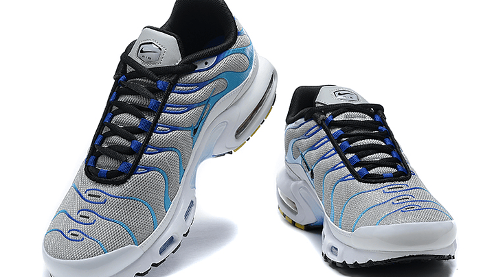 Air max plus TN light smoke blue 3