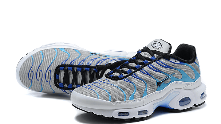 Air max plus TN light smoke blue 4