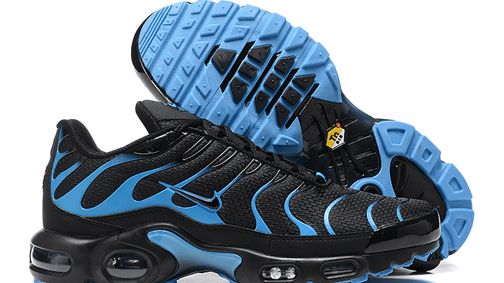 Air max plus TN black university blue 5