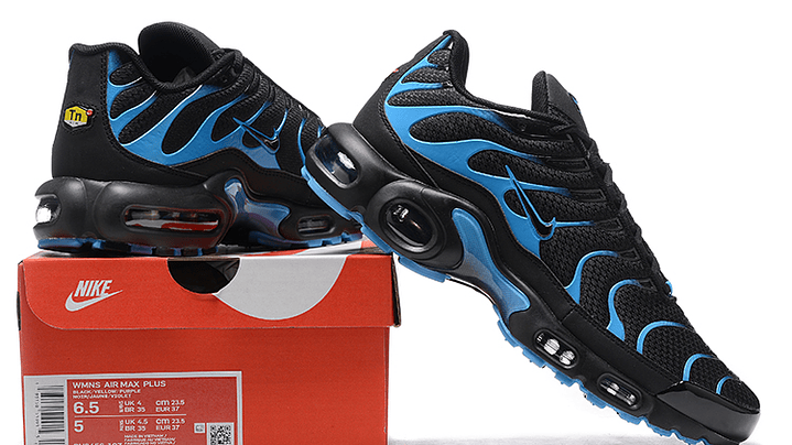 Air max plus TN black university blue 6