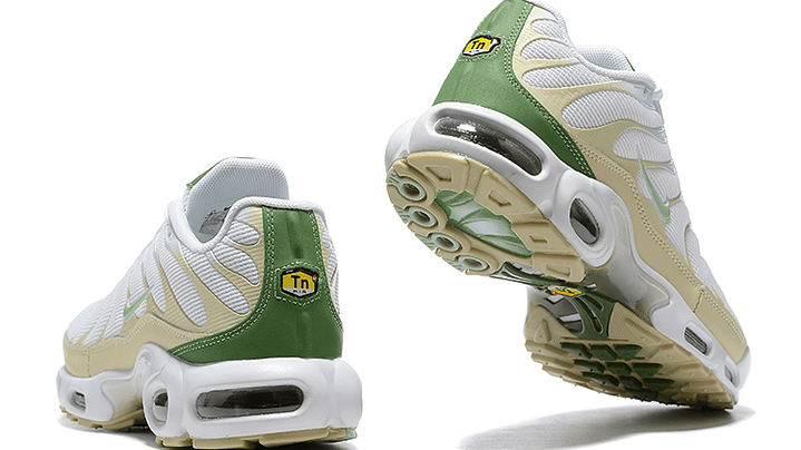 Air max plus TN  light bone honeydew 6