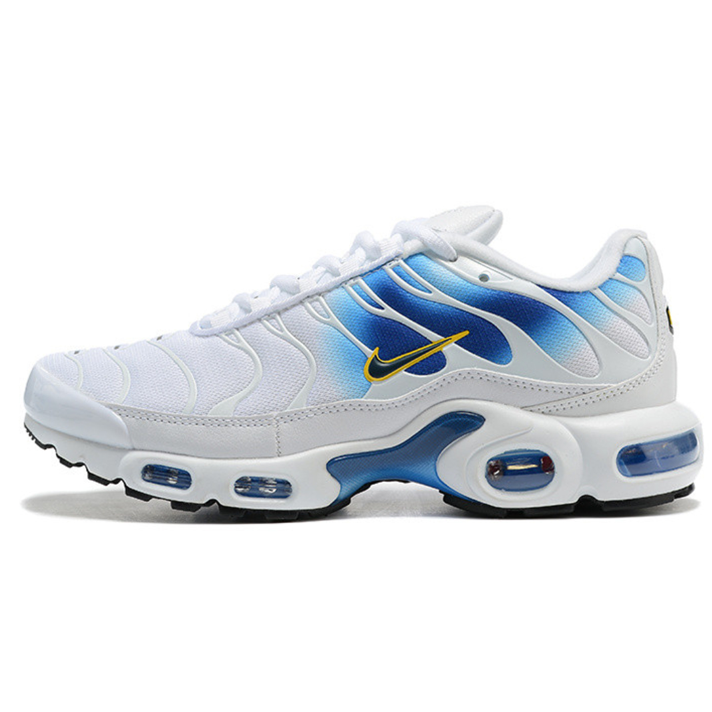 Air max plus TN spray paint 1