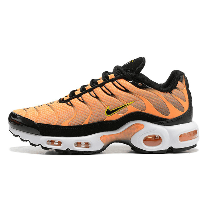 Air max plus TN safety orange 1