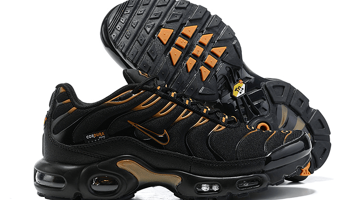 Air max plus TN black cordura 3
