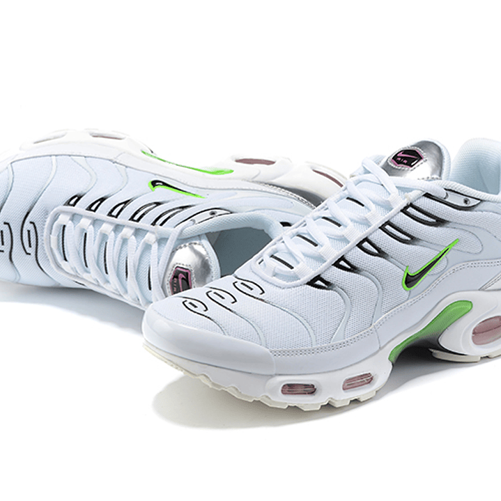 Air max plus TN white green strike 3