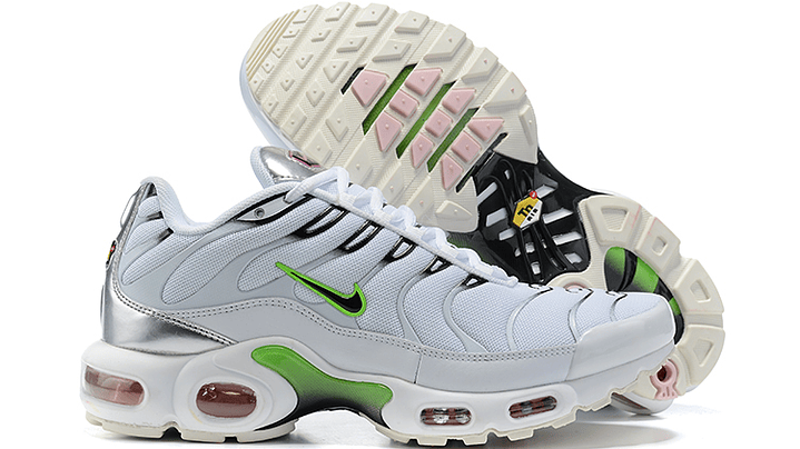 Air max plus TN white green strike 6