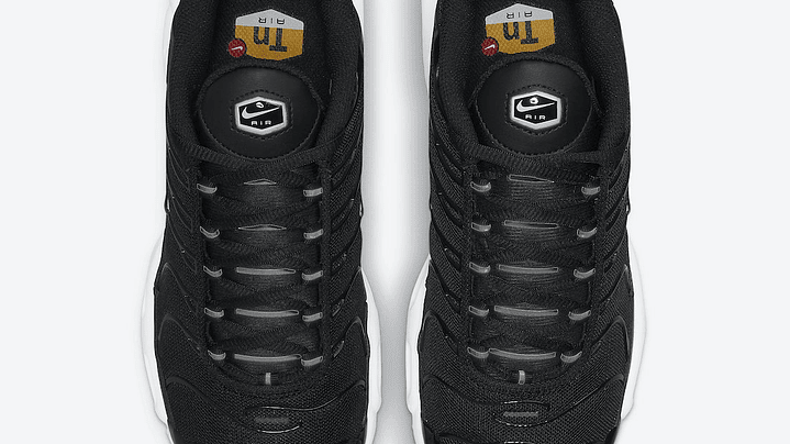 Air max plus TN Black & White 3