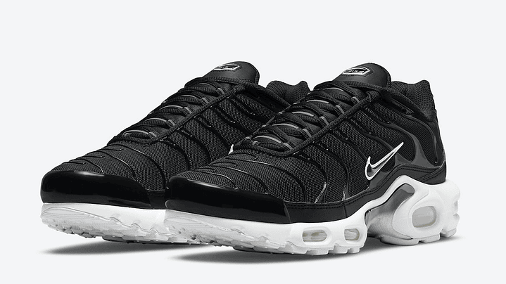 Air max plus TN Black & White 4