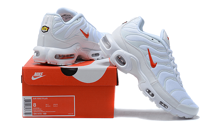 Air max plus TN x supreme white & red 4