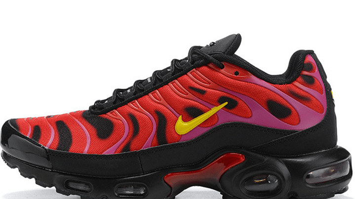 Air max plus TN x Supreme red 1