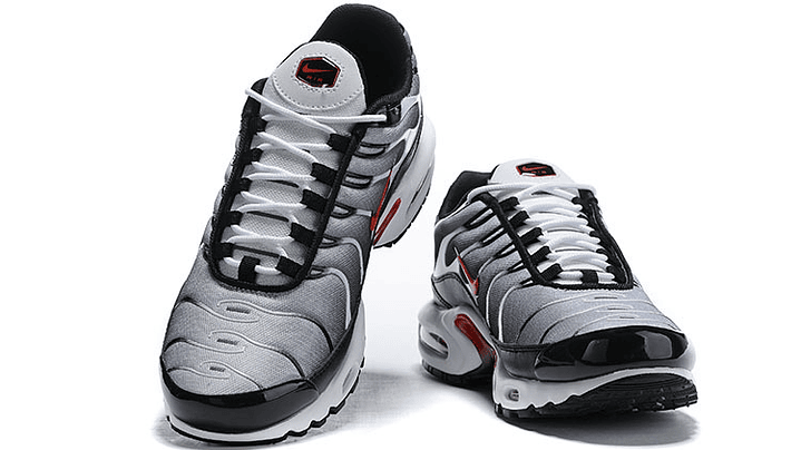 Air max plus Tn grey red white 4