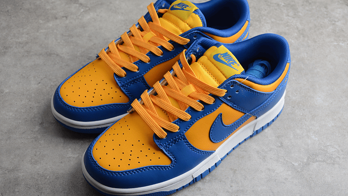 Dunk low Uca 5