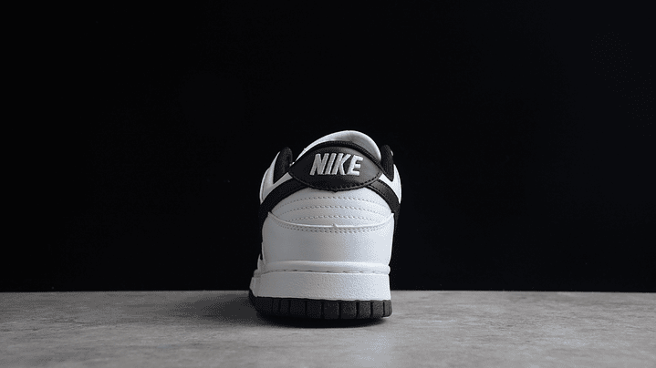 Dunk low white & black 4