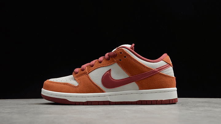 Dunk low dark russet cedar 1